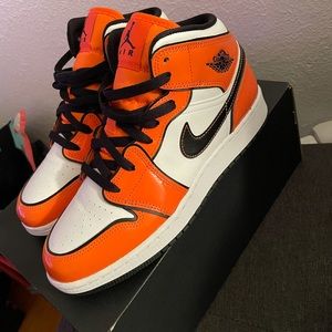 Air Jordan 1s size